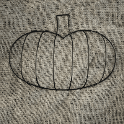 25cm x 19cm Green Wired Pumpkin Wreath Base