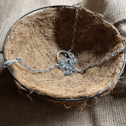 Medium metal frame Hanging Basket